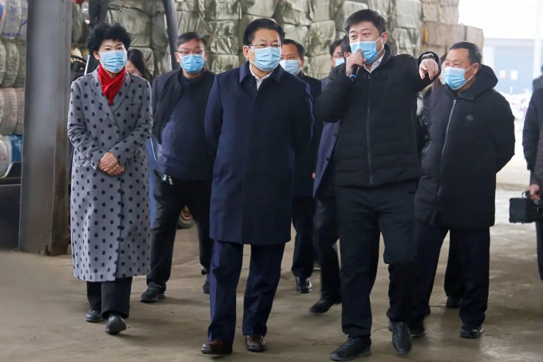 【集團(tuán)動(dòng)態(tài)】提質(zhì)增效強(qiáng)龍頭、助力發(fā)展高質(zhì)量-市委書記朱是西到南陽(yáng)仙草健康集團(tuán)調(diào)研